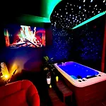 Romantique - Jacuzzi - Apartment *